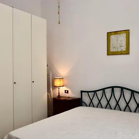 شقة Franca 24 *